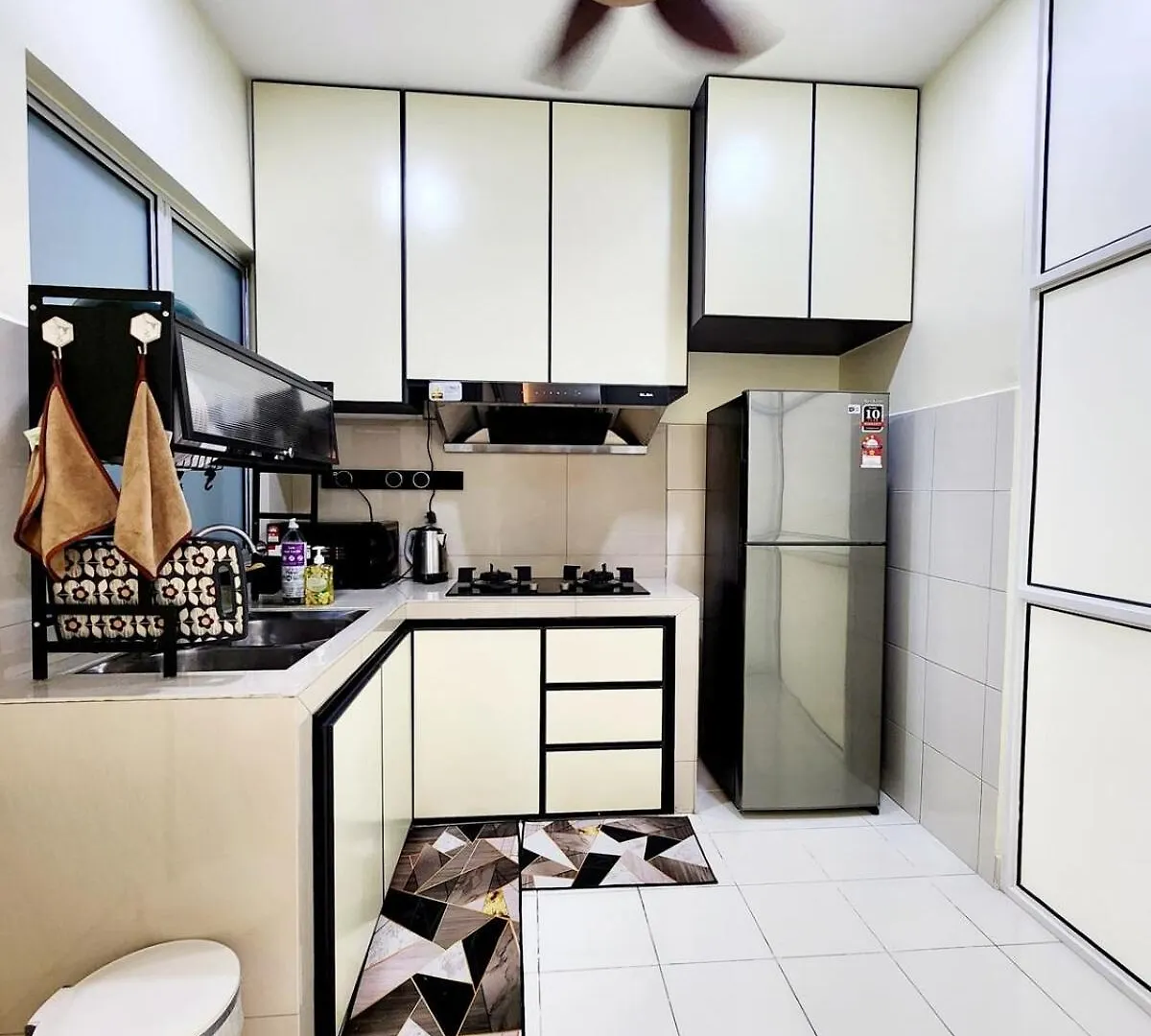 Apartment 3Km To A'Famosa Malacca Town By Define Suite 137